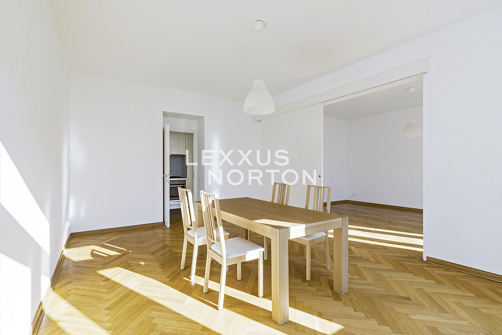 Pronájem bytu 4+kk 102 m² – pohled 4