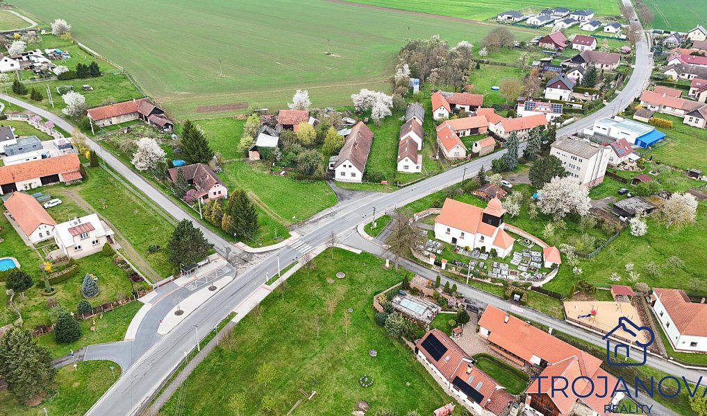 Prodej stavebního pozemku 941 m², Tehov – náhled fotky 8
