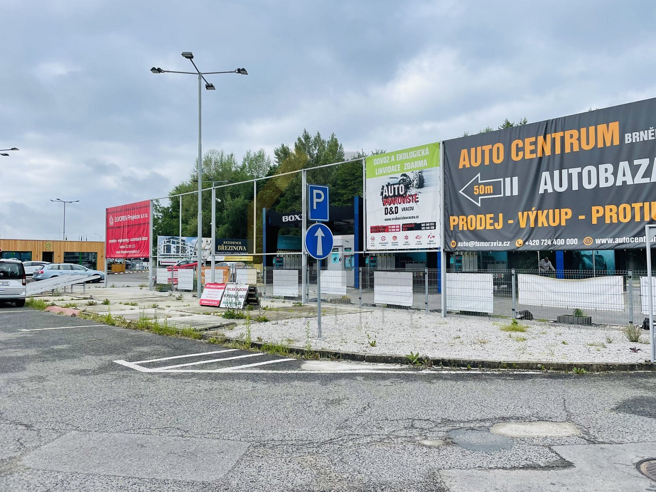 Pronájem komerčního pozemku 200 m² – fotografie 2