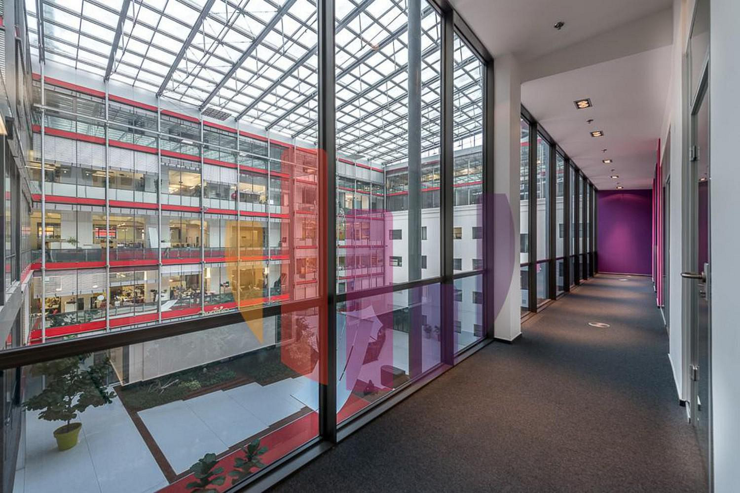 Pronájem kanceláře 127 m² — photo 4