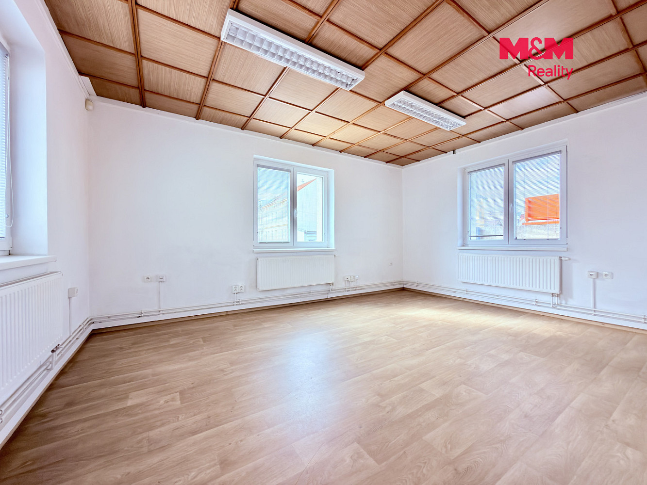 Pronájem kanceláře 135 m² – fotografie 3