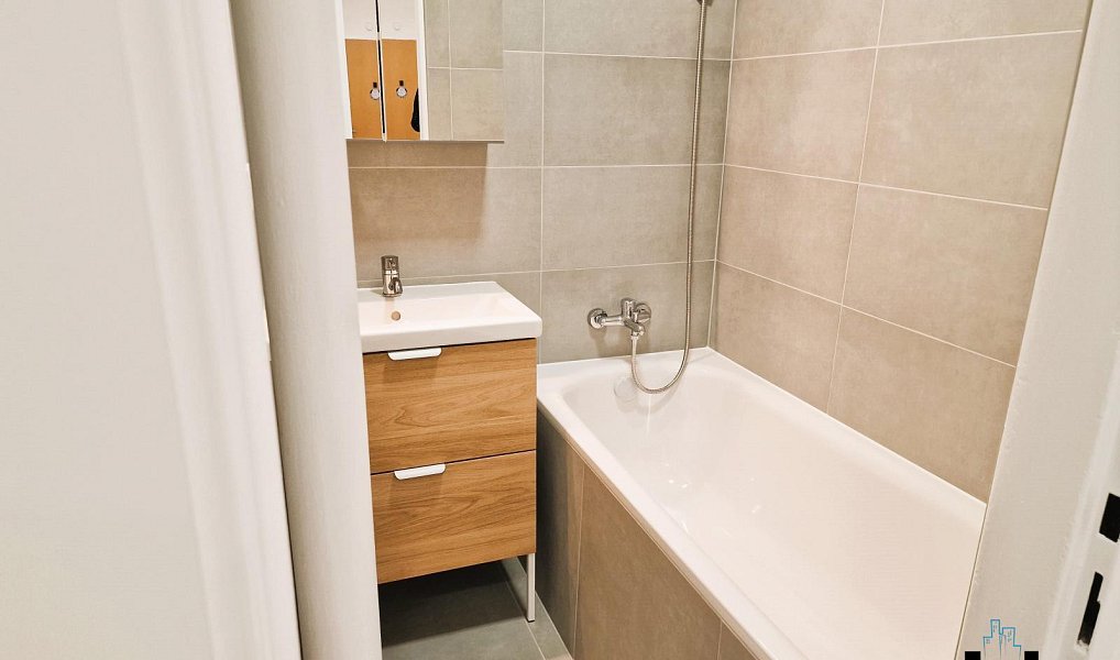 Pronájem bytu 2+1 57 m², Most – náhled fotky 9