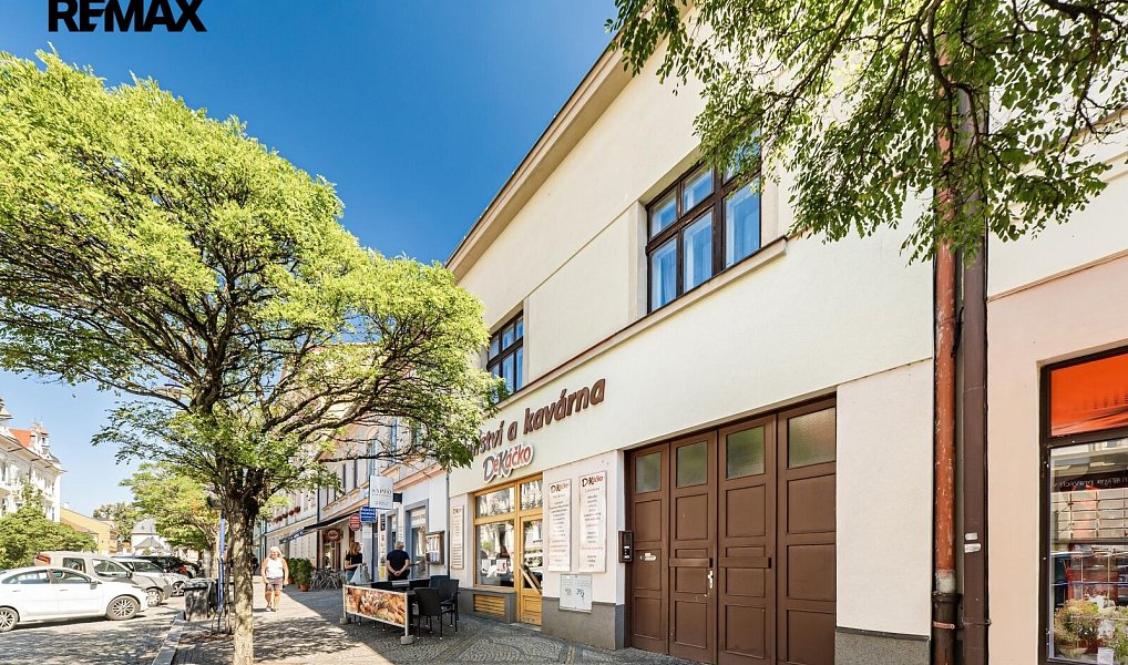 Prodej domu 1 020 m² s pozemkem 518 m², Jindřichův Hradec – náhled fotky 2