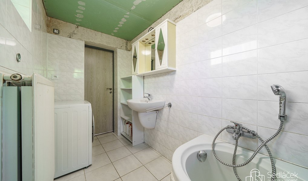 Prodej domu 150 m² s pozemkem 769 m², Kaceřov – náhled fotky 11