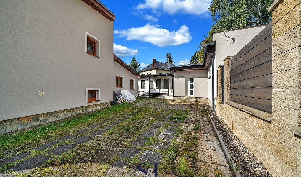 Prodej obchodních prostor 325 m², Nový Bor – náhled fotky 31