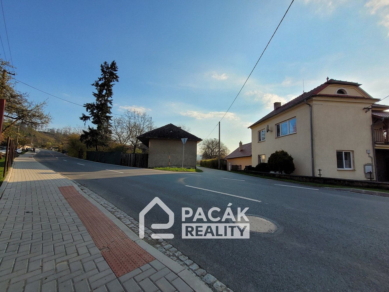 Prodej stavebního pozemku 1 056 m² — photo 3