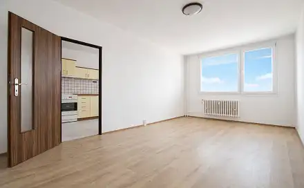 Pronájem bytu 2+1 54 m², Mládežnická, Neratovice, okres Mělník