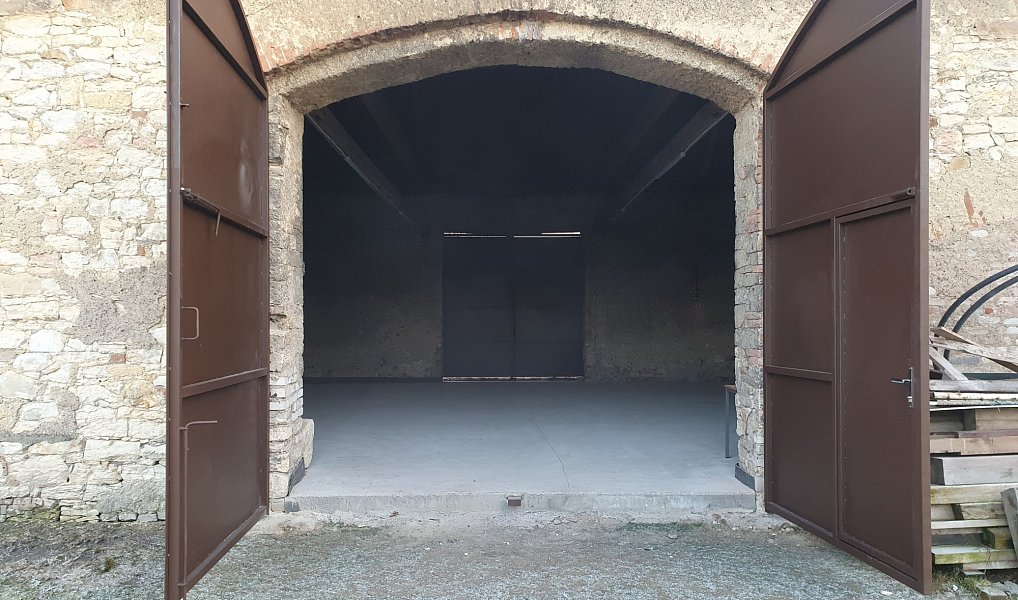Pronájem skladovacích prostor 133 m², Kněževes – náhled fotky 4