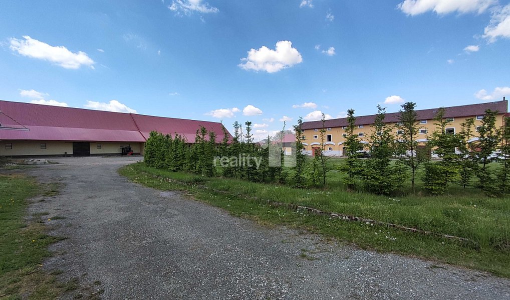 Pronájem skladovacích prostor 410 m², Smidary – náhled fotky 8