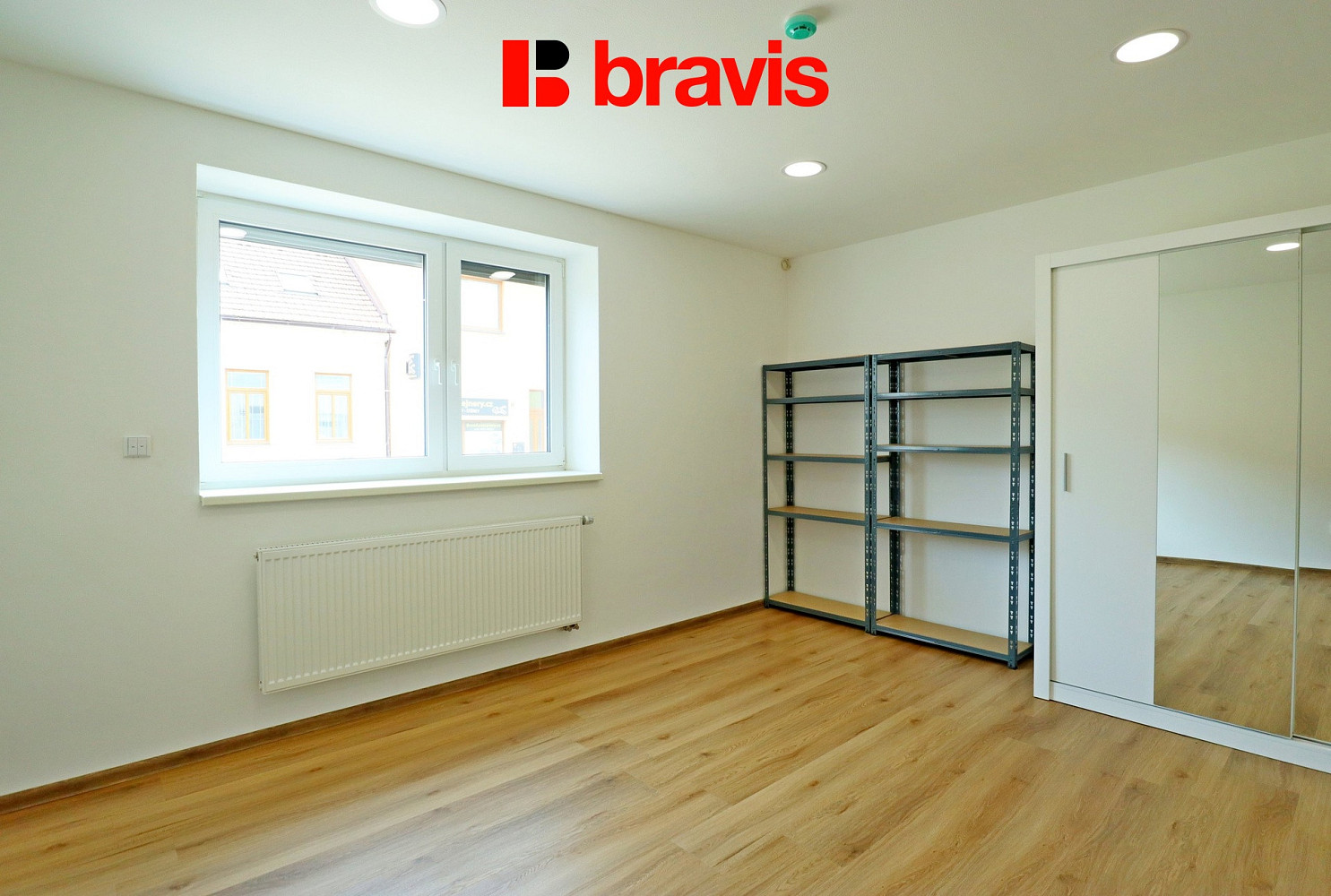 Pronájem kanceláře 63 m² — photo 5