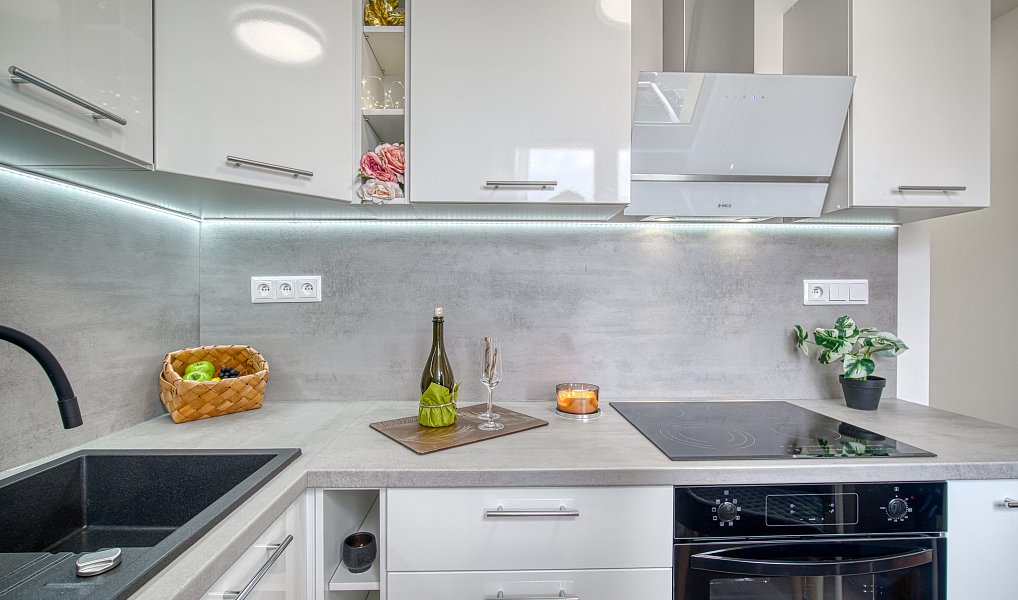 Pronájem bytu 2+1 55 m², Most – náhled fotky 2