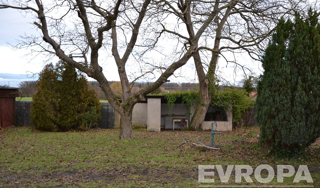 Prodej domu 230 m² s pozemkem 2 280 m², Bělušice – náhled fotky 2