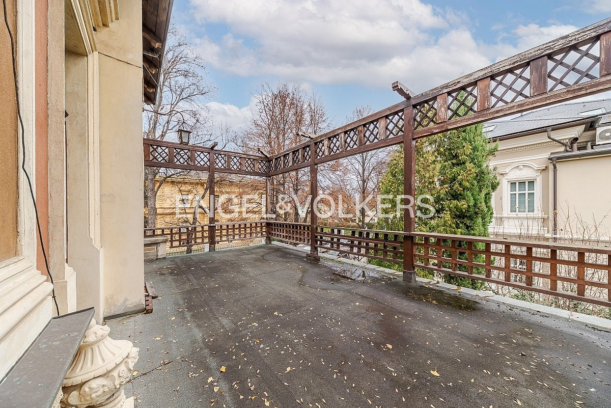 Prodej domu 400 m² s pozemkem 915 m² – fotografie 4