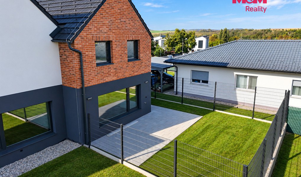 Prodej domu 95 m² s pozemkem 234 m², Syrovice – náhled fotky 2