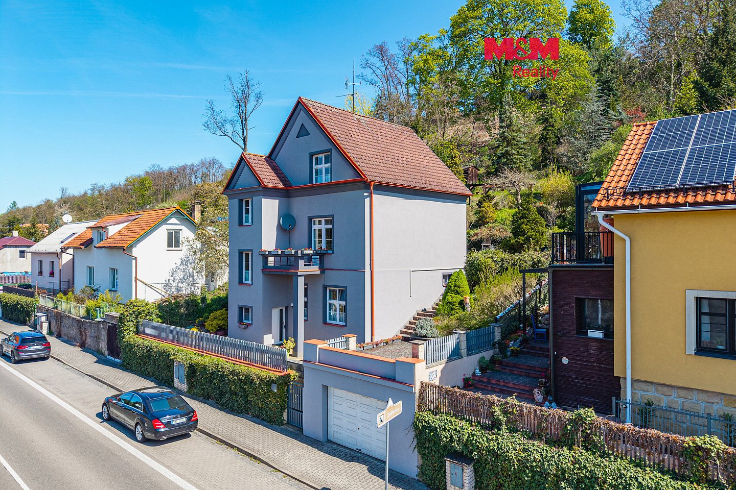 Prodej domu 164 m² s pozemkem 1 374 m²
