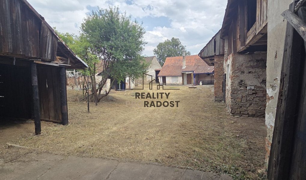 Prodej domu 130 m² s pozemkem 1 451 m², Starý Petřín – náhled fotky 8