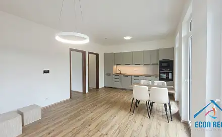 Pronájem bytu 2+kk 55 m²