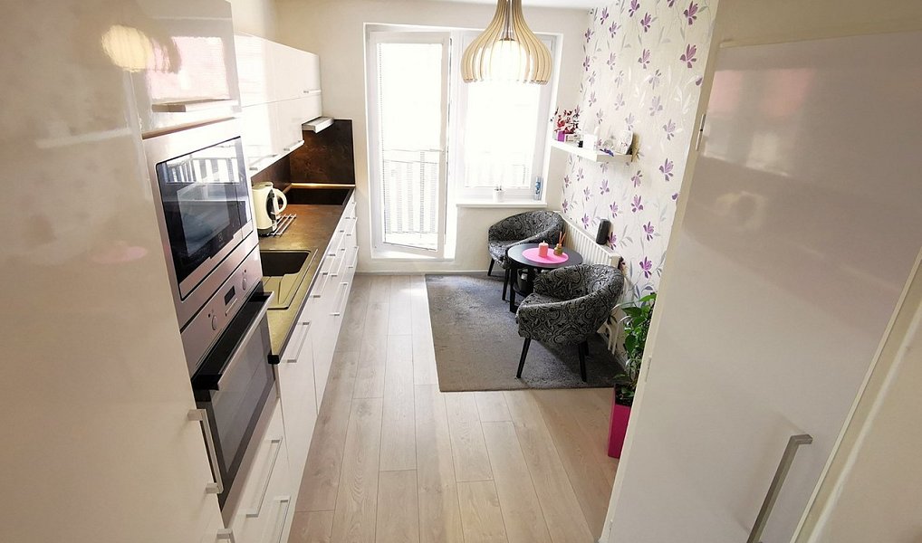 Prodej domu 328 m² s pozemkem 438 m², Jihlava – náhled fotky 18