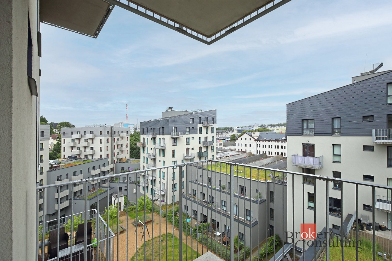 Prodej bytu 3+kk 85 m² – pohled 3