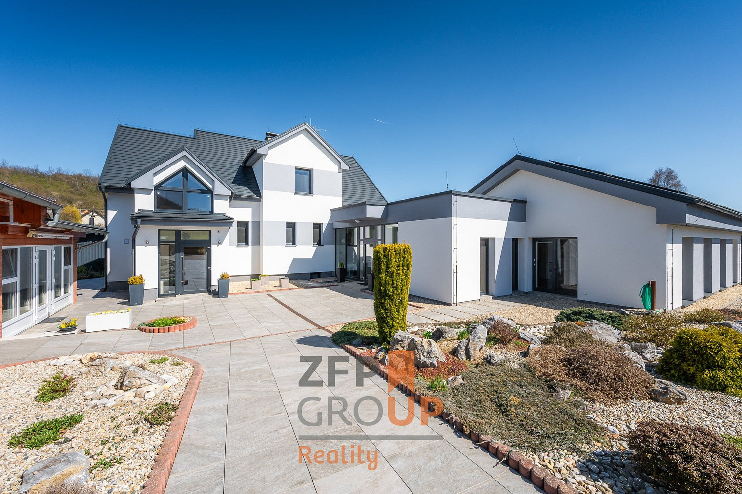 Prodej domu 450 m² s pozemkem 4 129 m² – fotografie 3