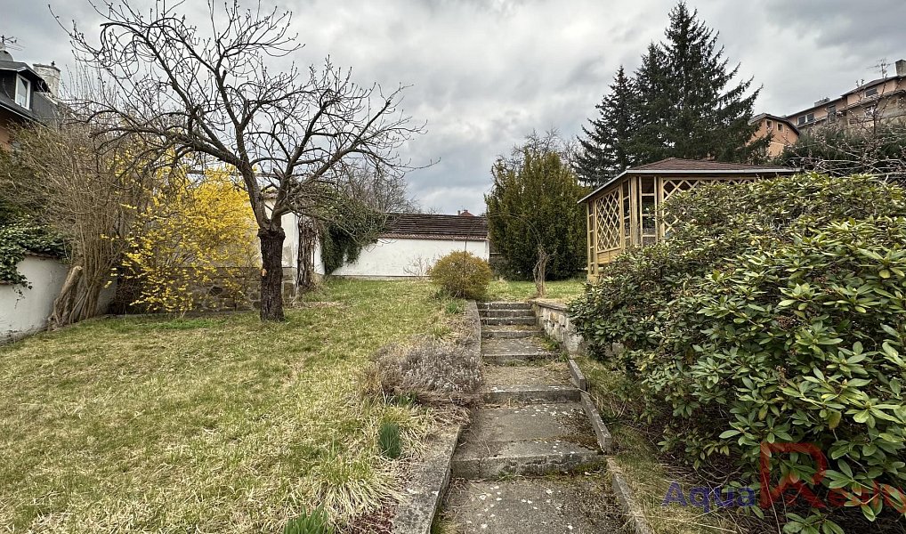 Prodej domu 290 m² s pozemkem 1 076 m², Karlovy Vary – náhled fotky 36
