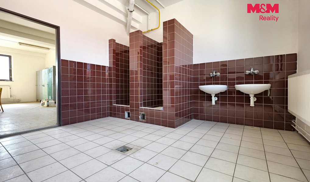 Prodej výrobních prostor 1 414 m², Kroměříž – náhled fotky 29