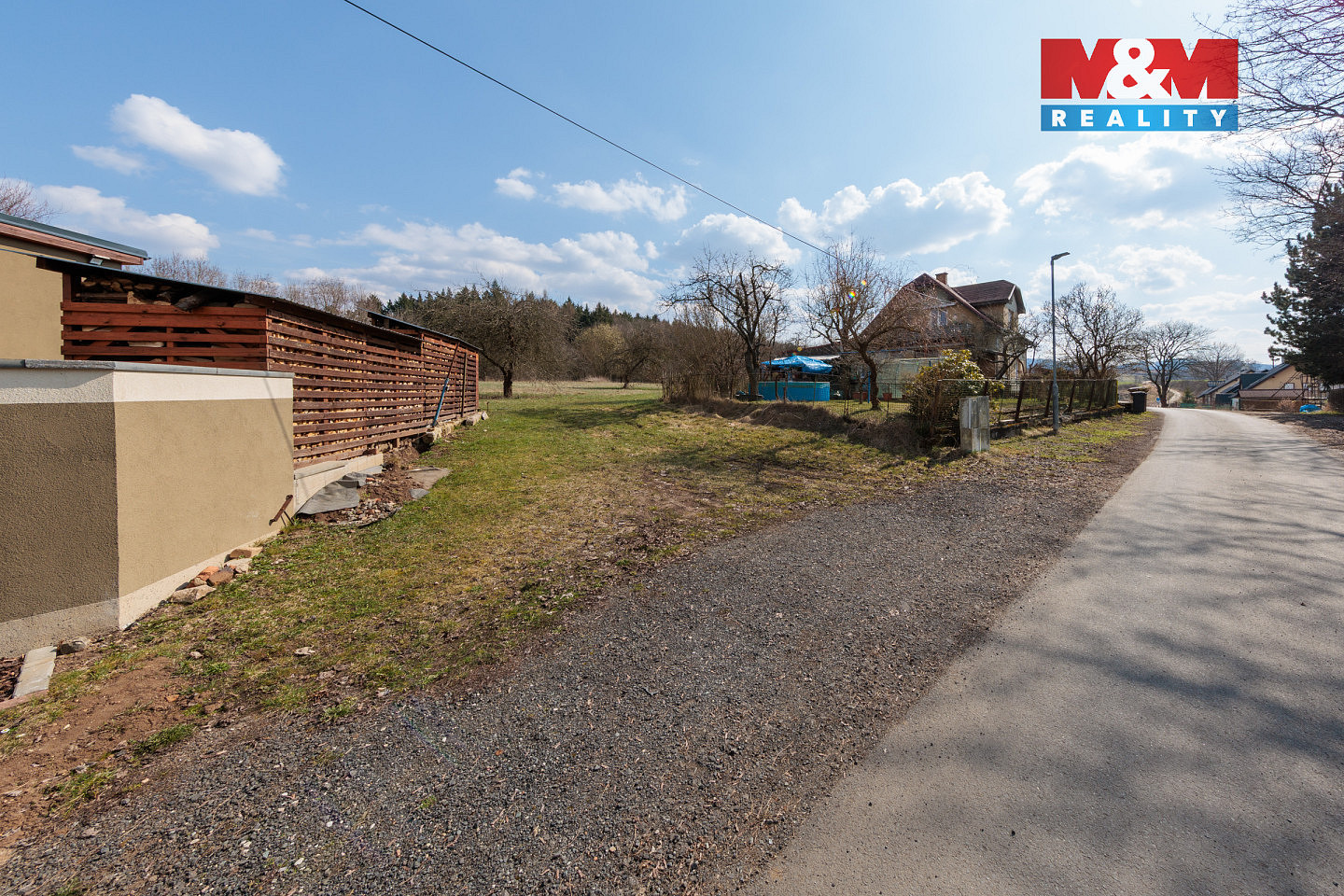 Prodej stavebního pozemku 1 000 m² – fotografie 5