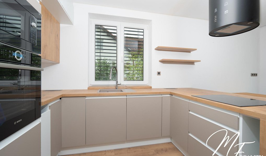 Prodej domu 106 m² s pozemkem 278 m², Chrást – náhled fotky 10