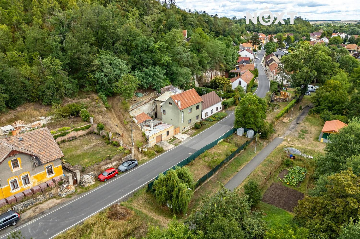 Prodej domu 250 m² s pozemkem 611 m² – fotografie 3