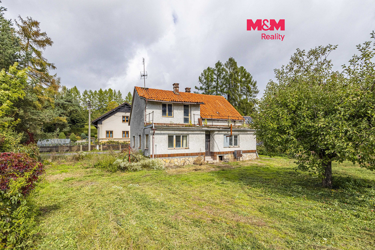 Prodej domu 160 m² s pozemkem 1 403 m²