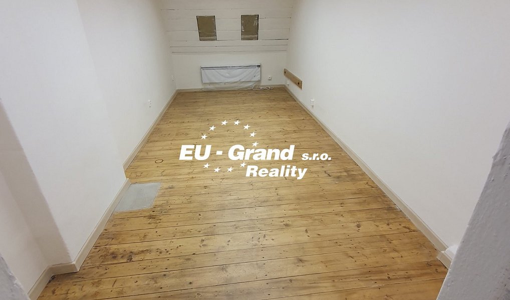 Pronájem kanceláře 21 m², Varnsdorf – náhled fotky 7