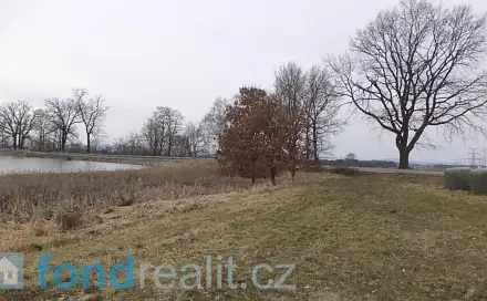 Prodej pole 1 815 m², Dříteň, okres České Budějovice