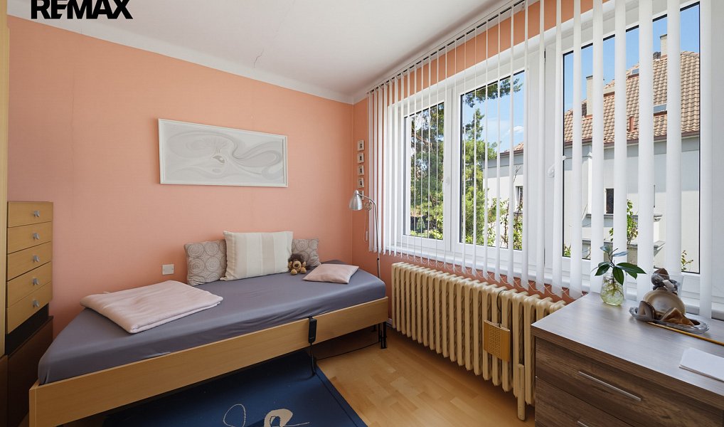 Prodej domu 209 m² s pozemkem 992 m², Praha – náhled fotky 24