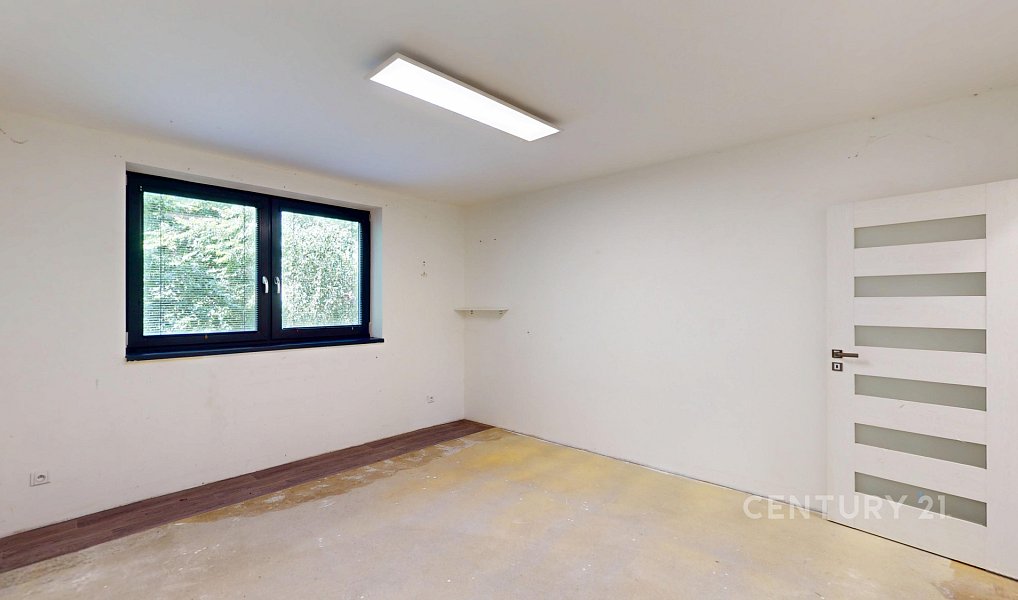 Prodej domu 319 m² s pozemkem 1 499 m², Ivaň – náhled fotky 35