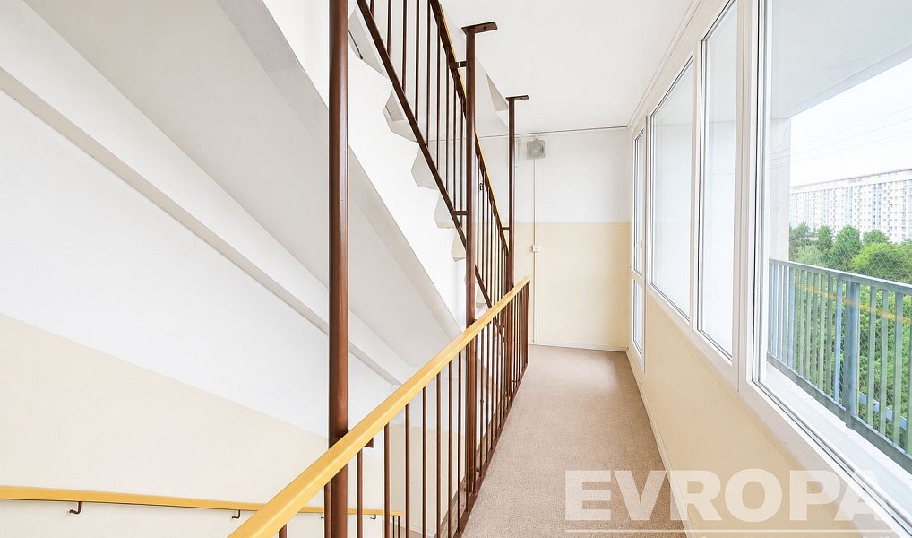 Prodej bytu 2+1 62 m², Praha – náhled fotky 16