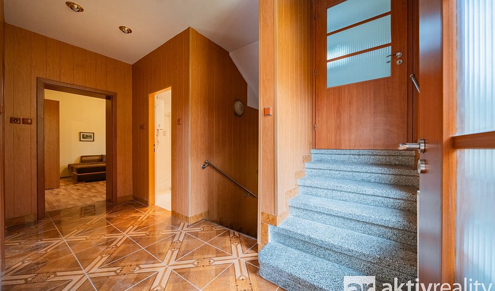 Prodej domu 186 m² s pozemkem 448 m², Mělník – náhled fotky 4
