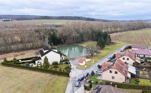 Prodej stavebního pozemku 1 375 m², Cerhovice, okres Beroun