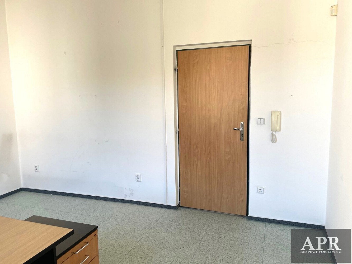 Pronájem kanceláře 20 m² — photo 3