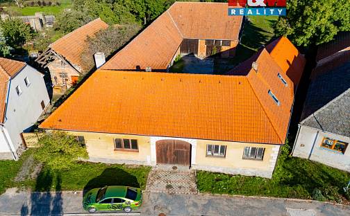 Prodej domu 491 m² s pozemkem 5 645 m², Budišov, okres Třebíč