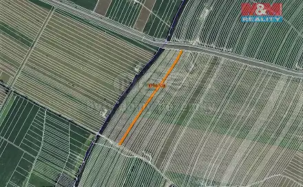 Prodej pole 1 971 m², Vracov, okres Hodonín