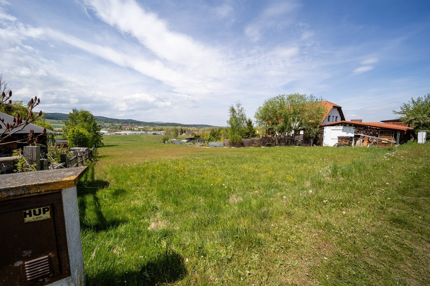Prodej stavebního pozemku 1 750 m²