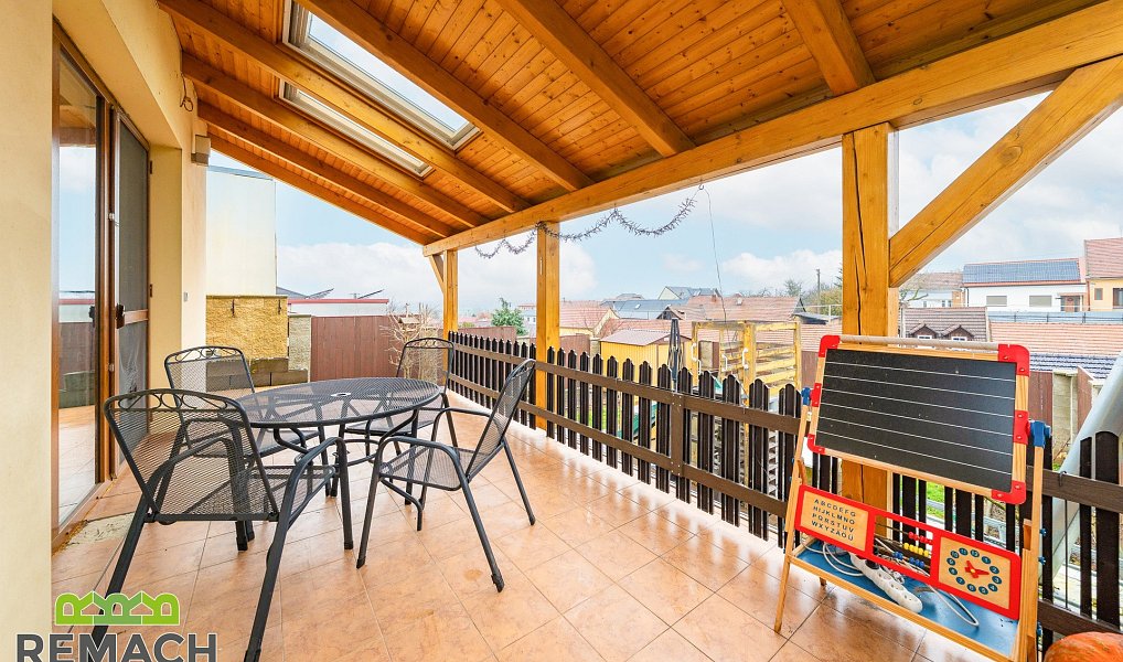 Prodej domu 244 m² s pozemkem 354 m², Ostrožská Nová Ves – náhled fotky 7