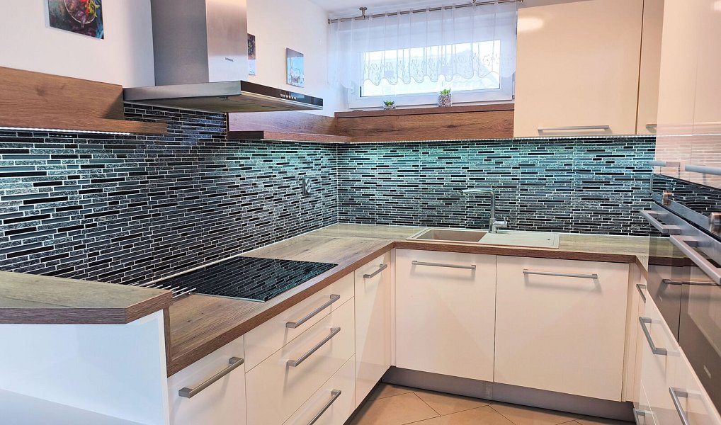 Pronájem bytu 4+1 95 m², Nová Ves – náhled fotky 6