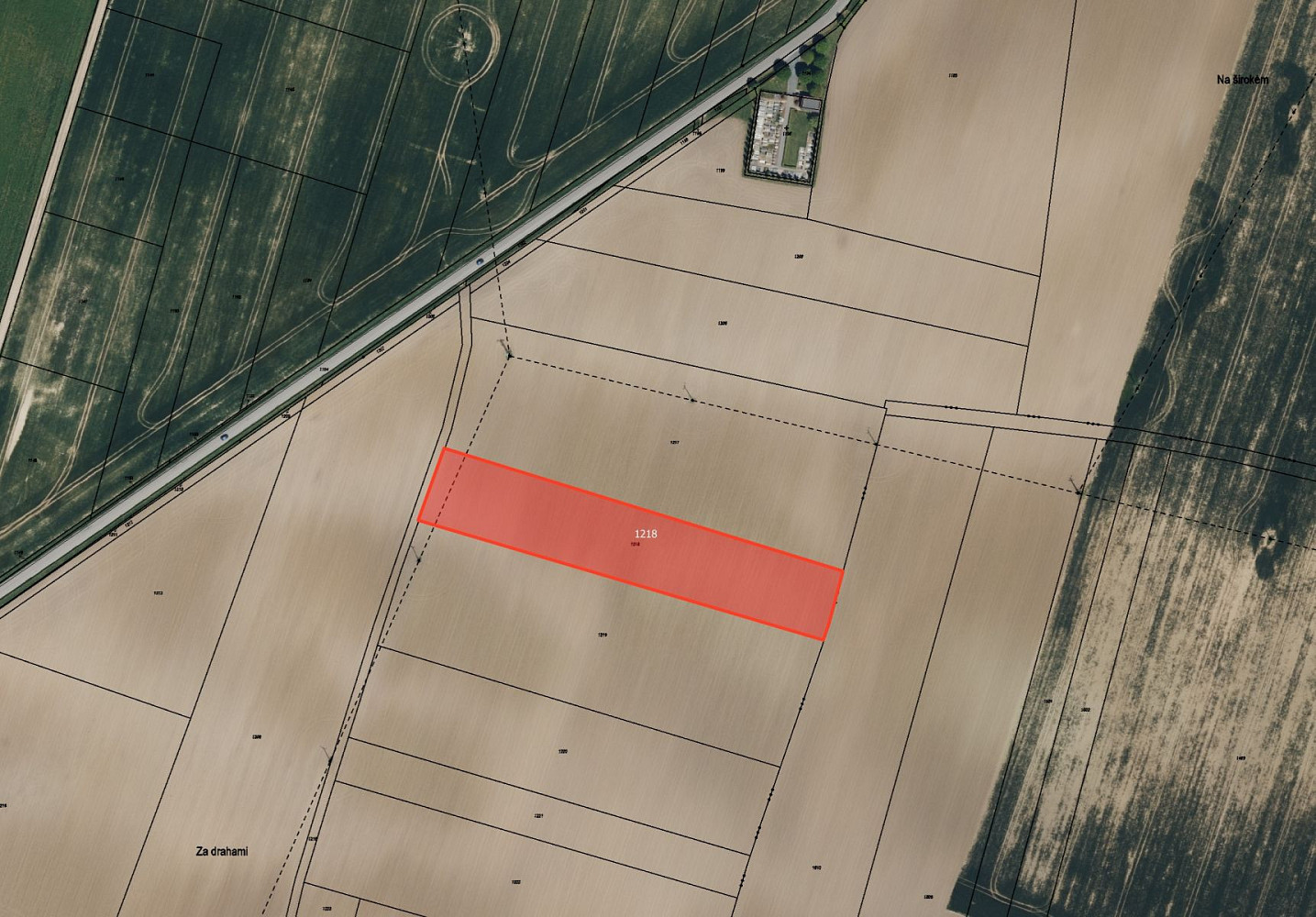 Prodej pole 3 654 m²