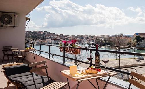 Prodej bytu 2+kk 63 m², Trogir, Chorvatsko