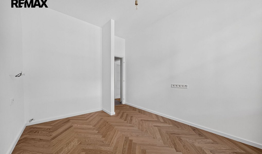Prodej bytu 2+kk 33 m², Praha – náhled fotky 3