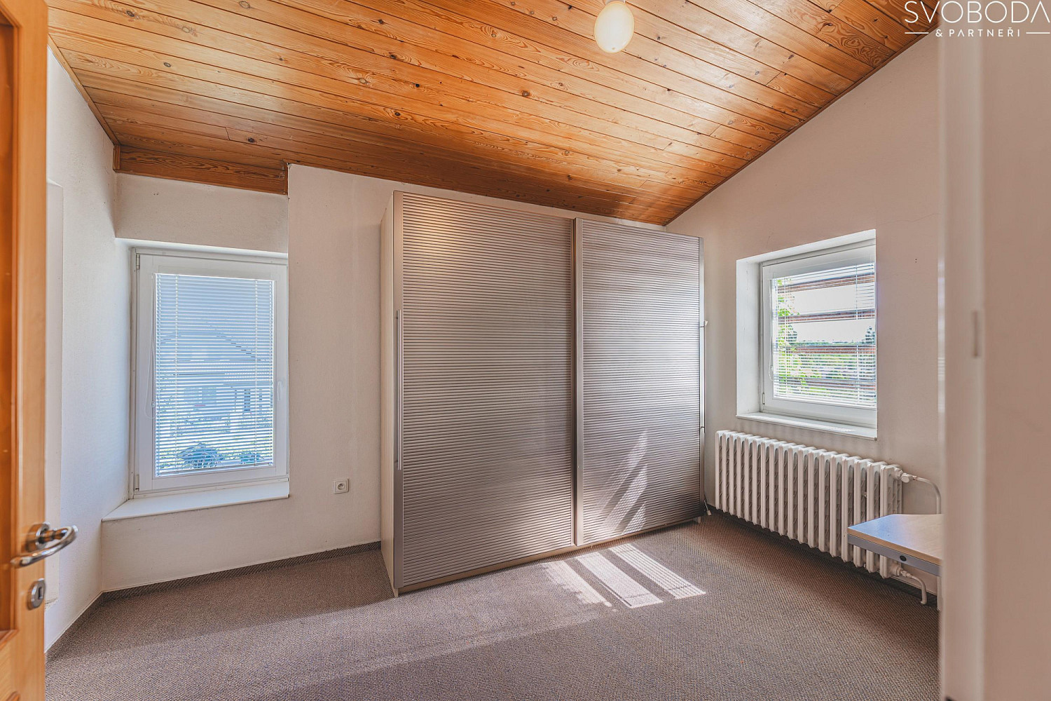 Prodej domu 300 m² s pozemkem 1 176 m² - More