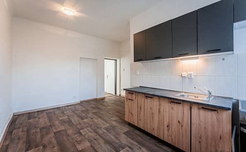 Prodej bytu 2+1 51 m², Bělomlýnská, Praha 9 - Čakovice