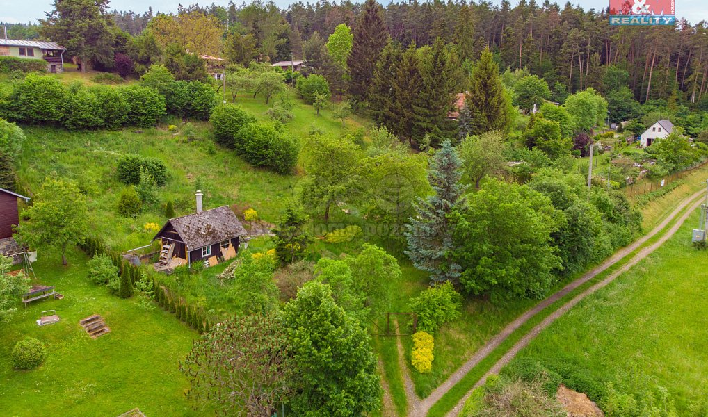 Prodej zahrady 470 m², Ptení – náhled fotky 8