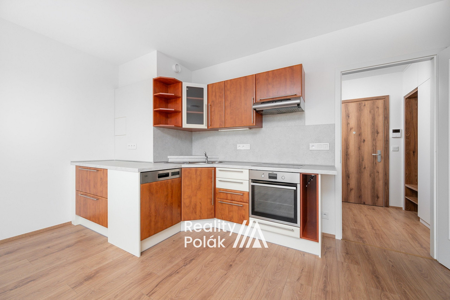 Pronájem bytu 1+kk 37 m² — photo 3